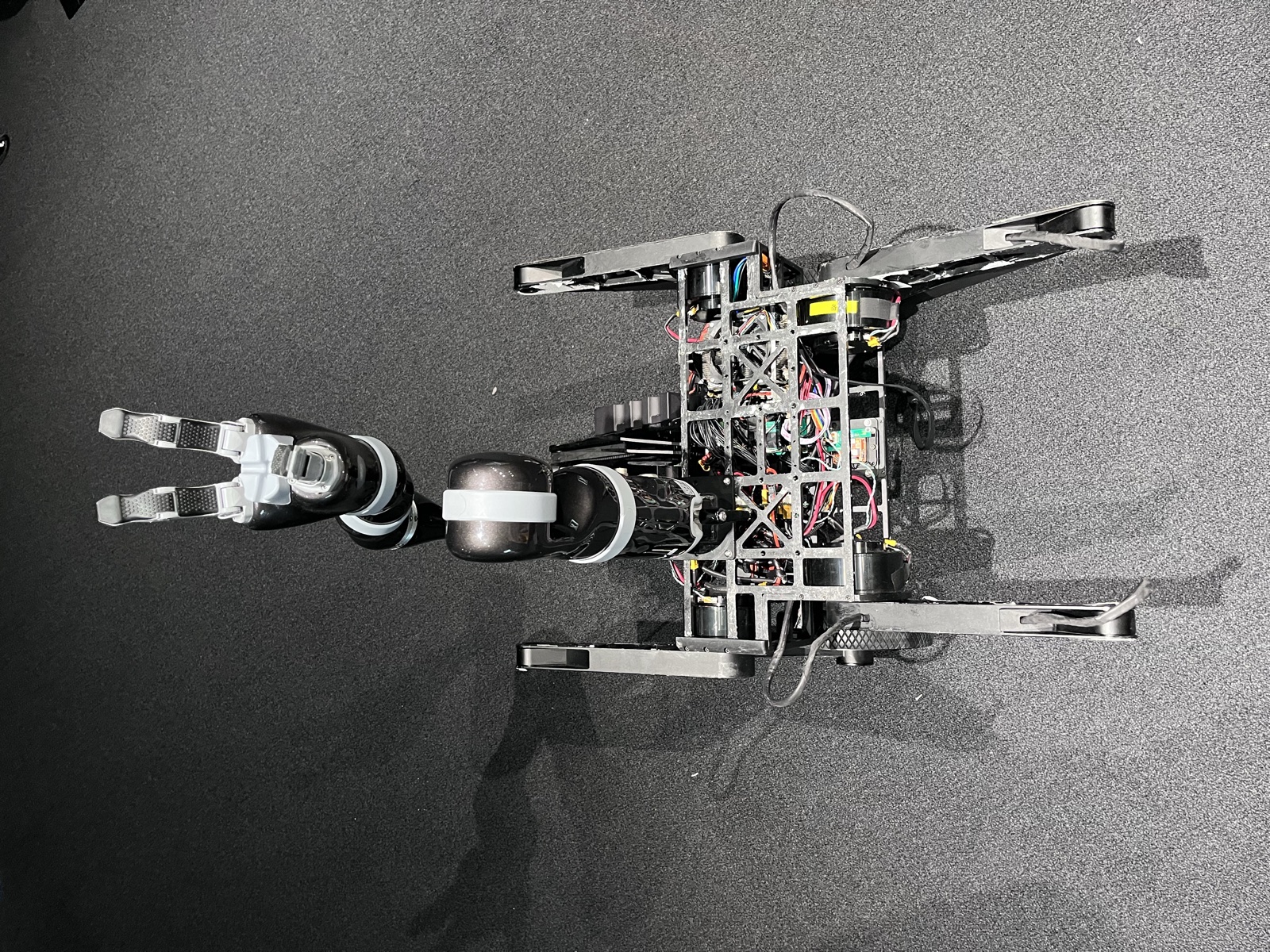 Wheeled mobile base with Kinova Jaco arm